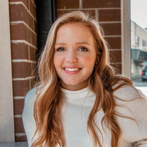 Meet your Posher, Kenzie